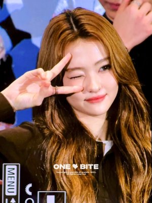 ella1.jpg
