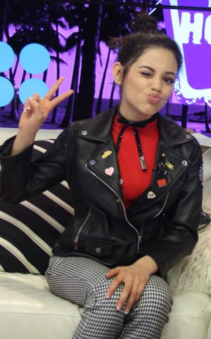 60185201_jenna-ortega-005.jpg